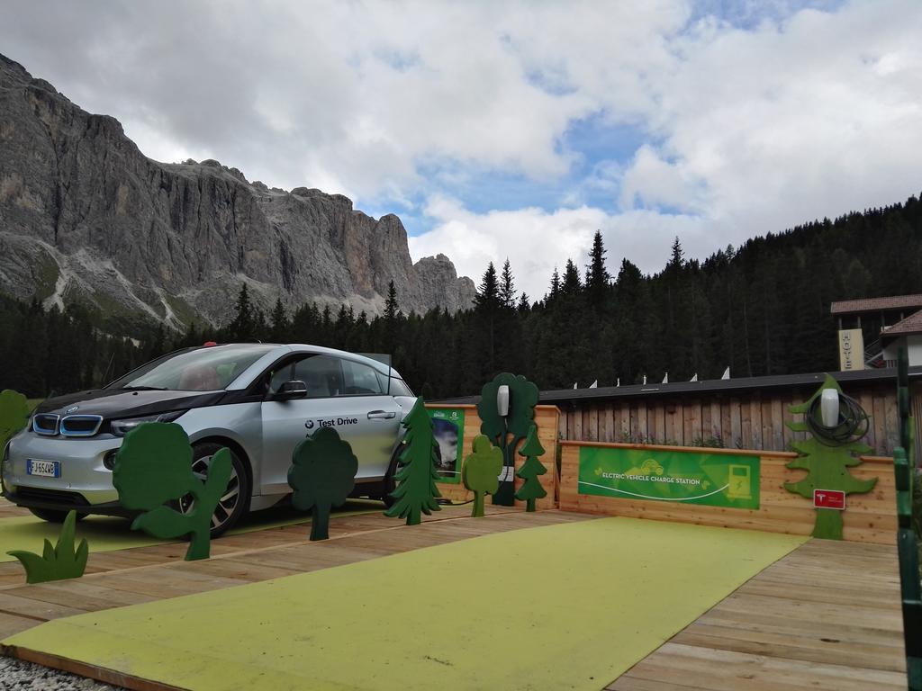 Hotel Wolf Sëlva di Val Gardena Eksteriør billede